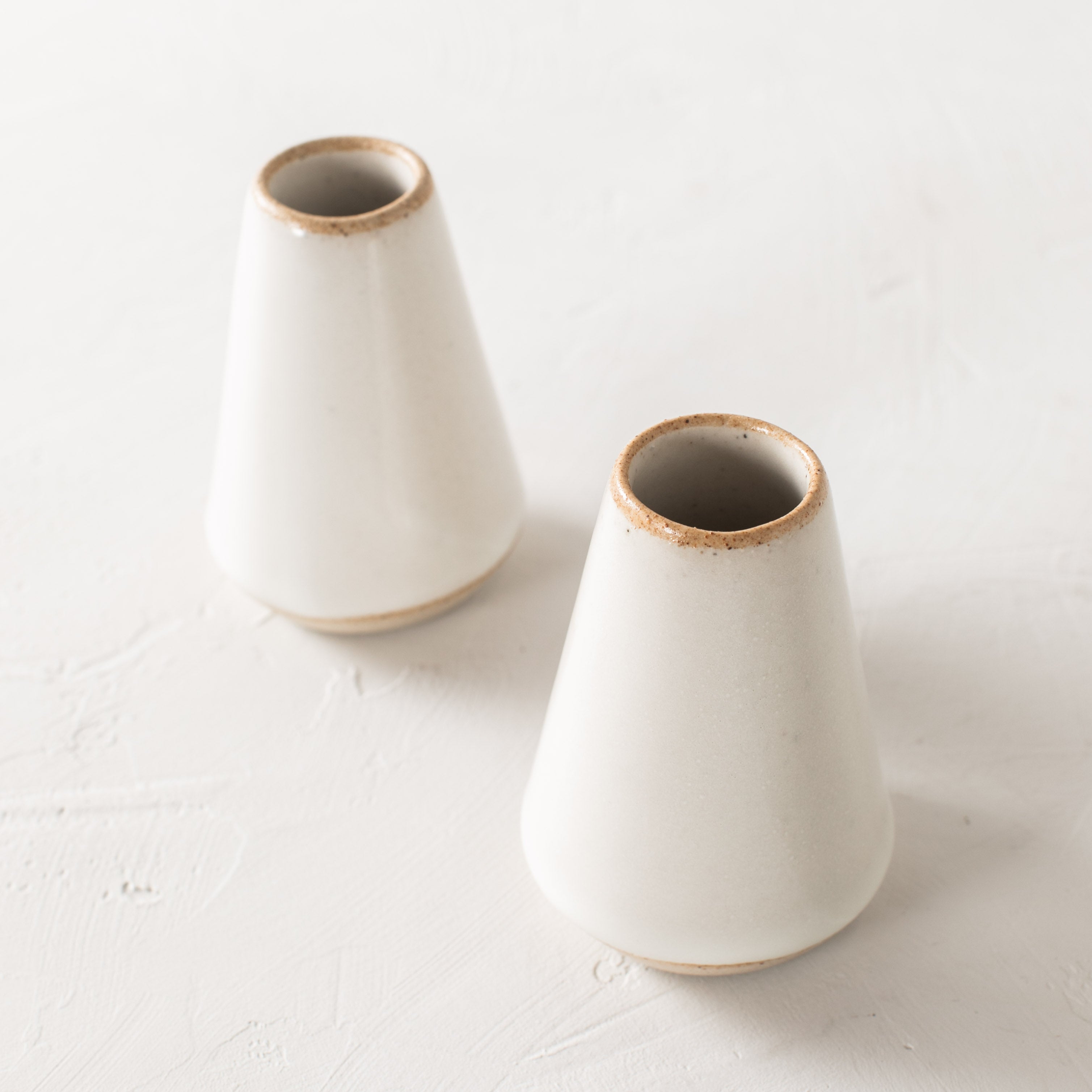 Minimal Bud Vase No. 1 | Stoneware