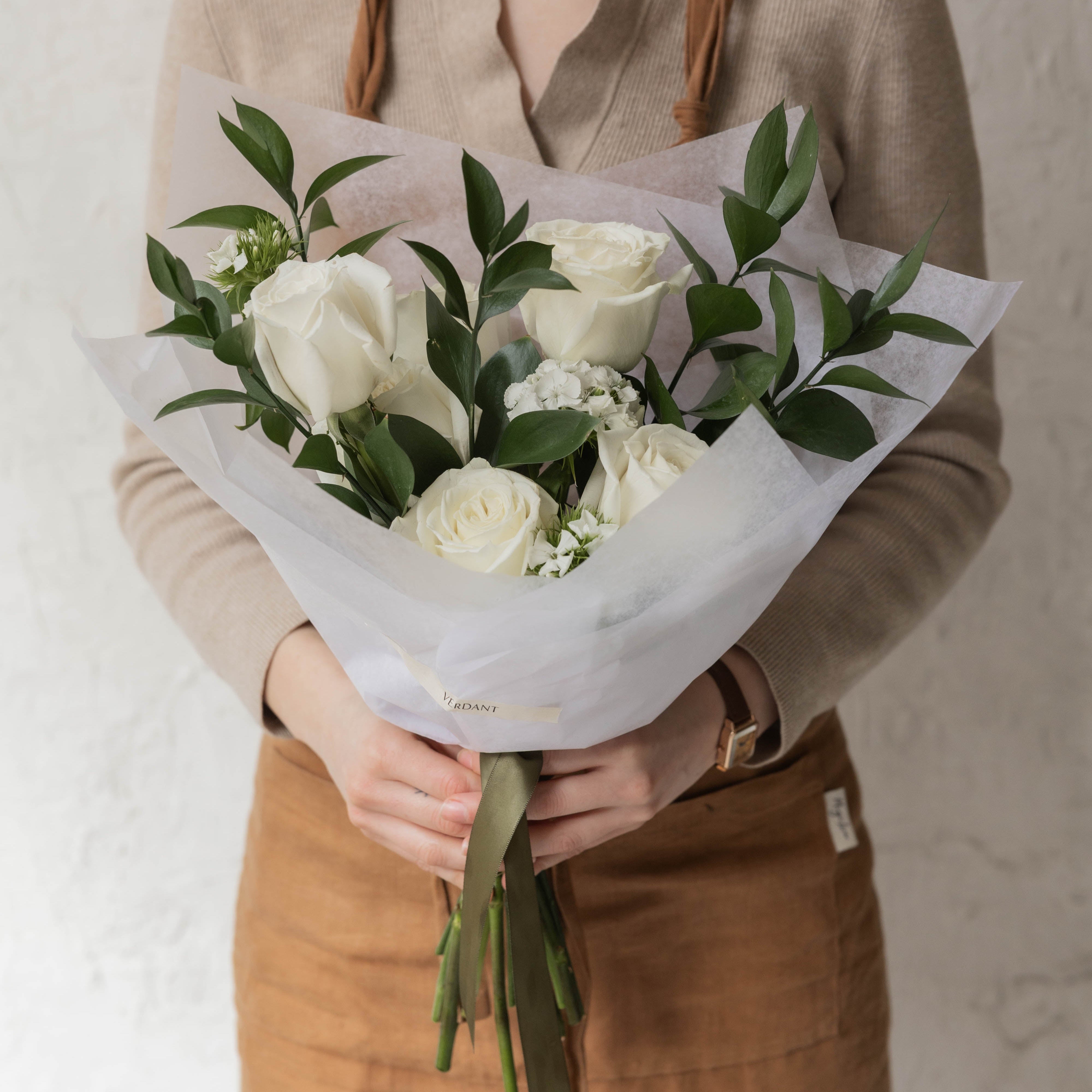 Kansas City flower delivery rose bouquet handmade local