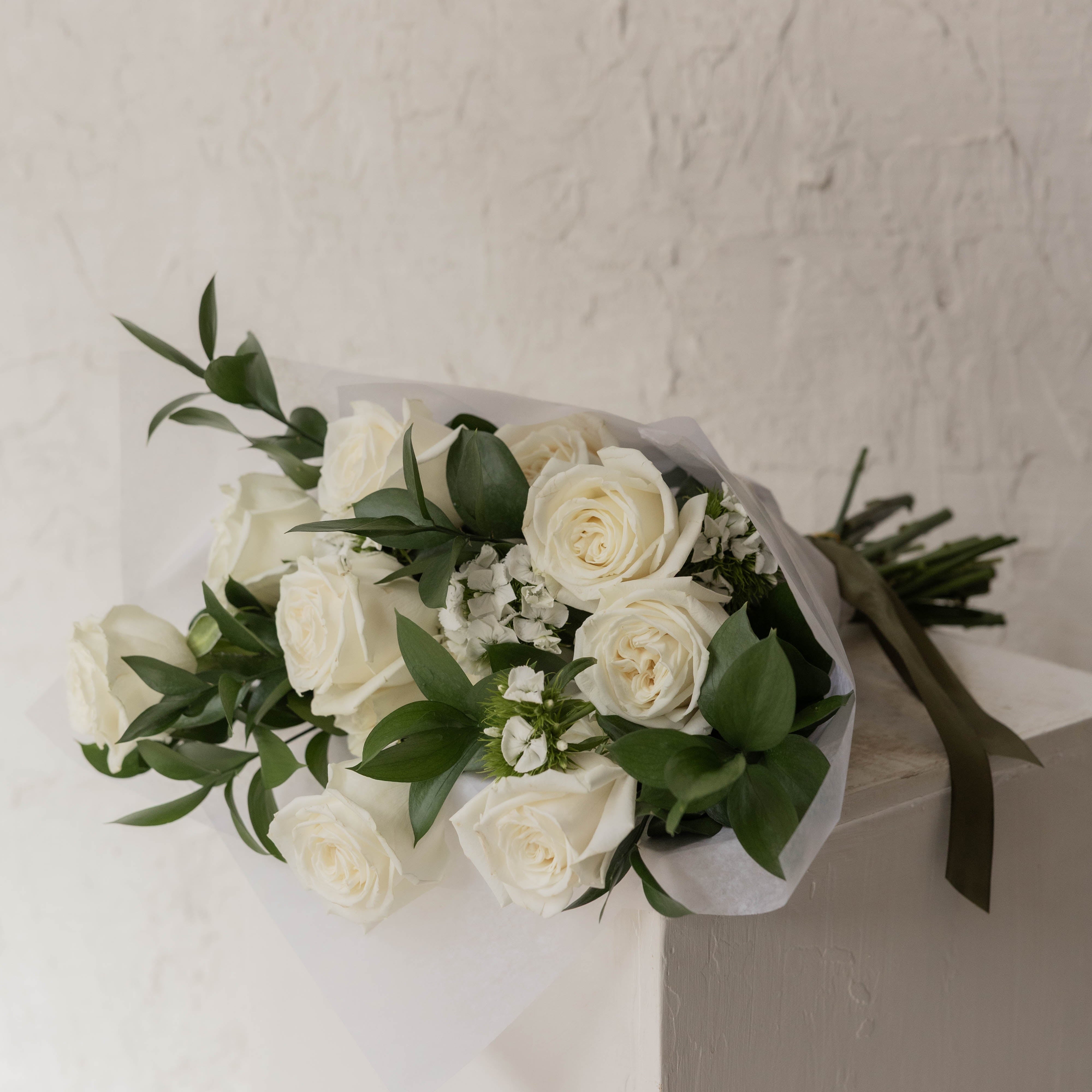 Kansas City flower delivery rose bouquet handmade local