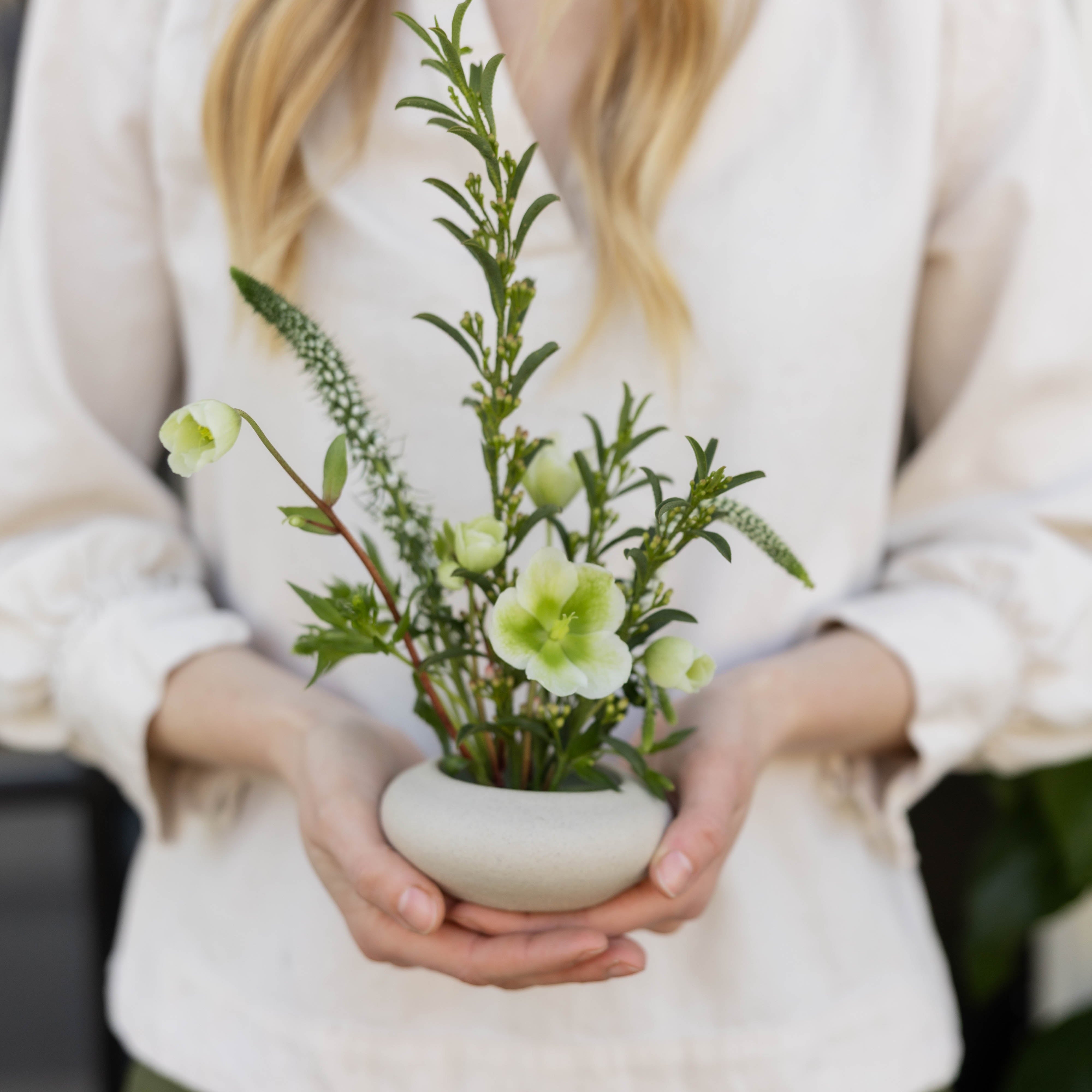 ikebana no. 1 arrangement kansas city florist same day delivery verdant local flowers